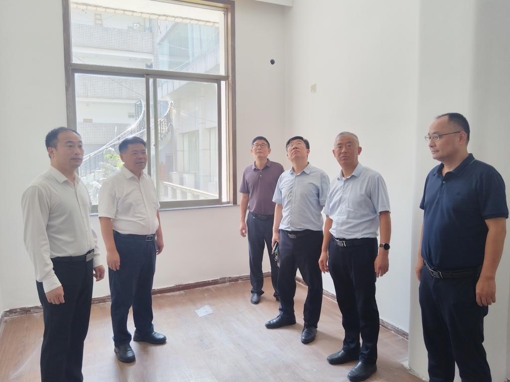 亚洲中文字幕在线乱妇