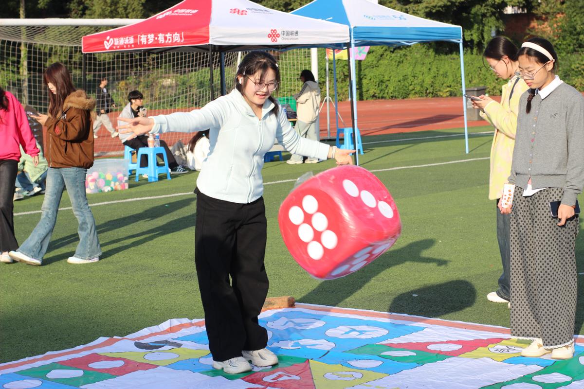 亚洲中文字幕在线乱妇