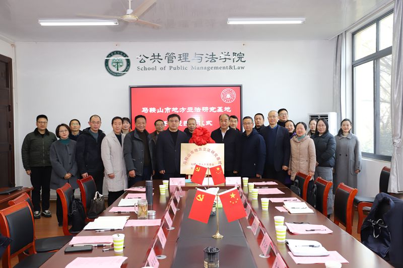 亚洲中文字幕在线乱妇