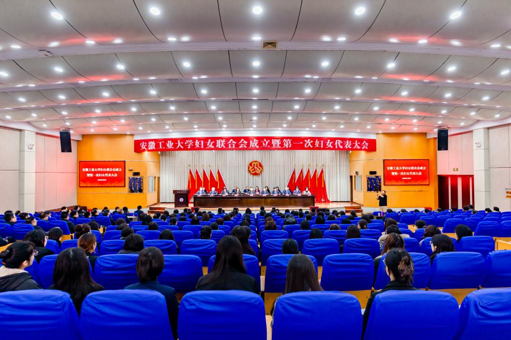 亚洲中文字幕在线乱妇