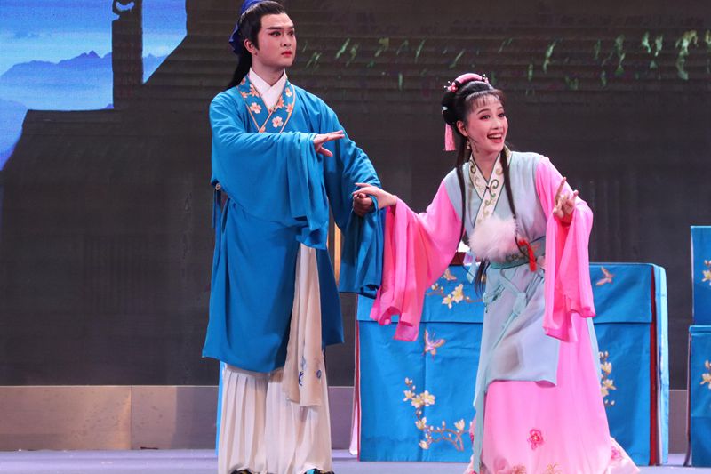 亚洲中文字幕在线乱妇