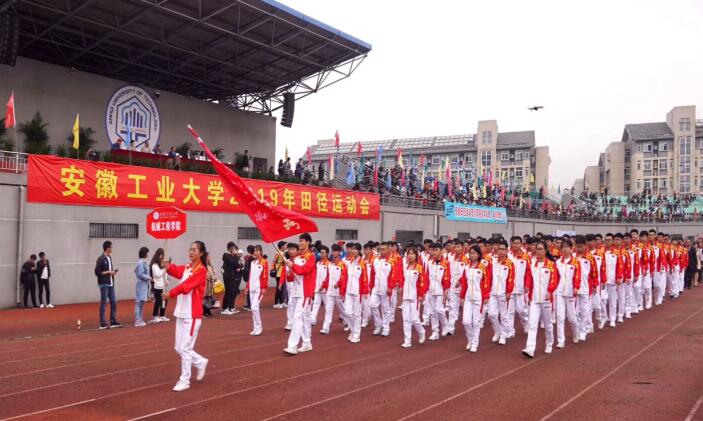 亚洲中文字幕在线乱妇