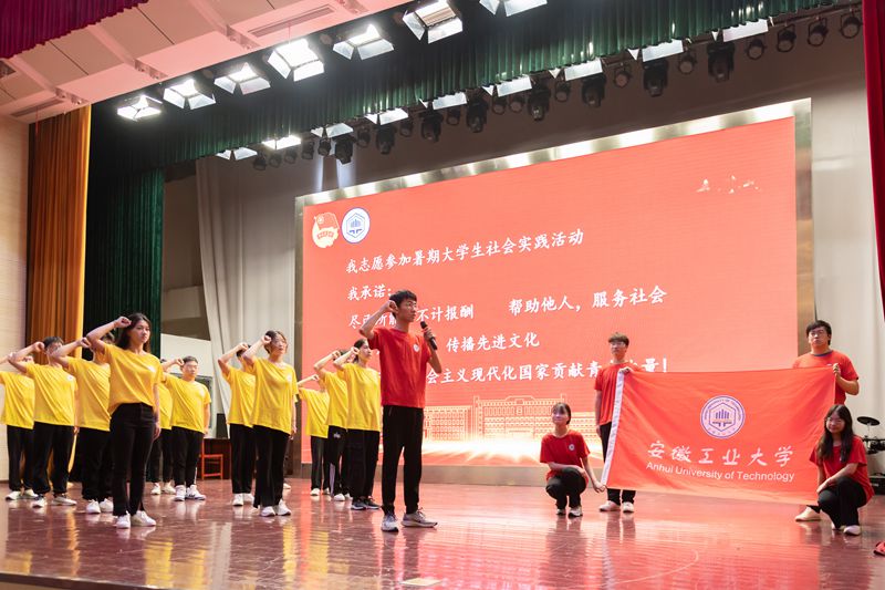 亚洲中文字幕在线乱妇