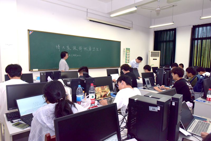亚洲中文字幕在线乱妇