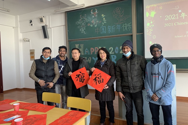 亚洲中文字幕在线乱妇