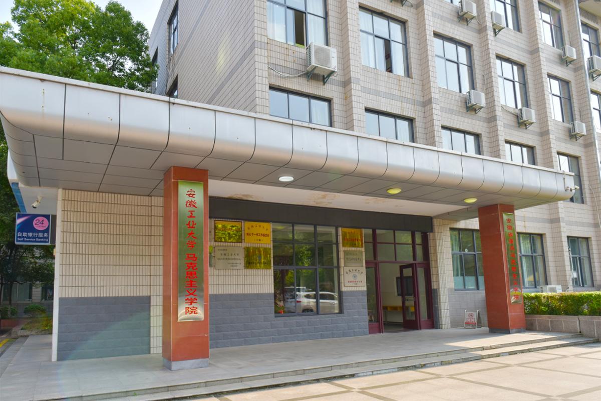 亚洲中文字幕在线乱妇