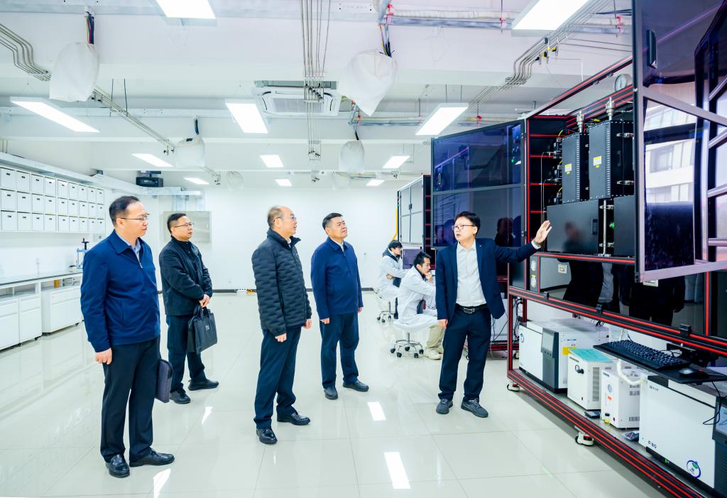 亚洲中文字幕在线乱妇