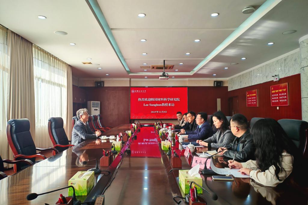 亚洲中文字幕在线乱妇